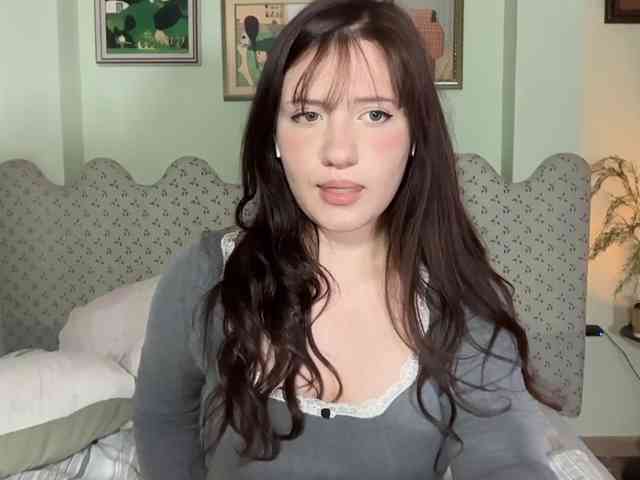 Try001, live webcam girl, age 21, from RUSSIA, streaming now, kontvingeren, pijpbeurt