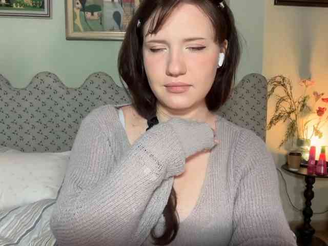 Try001, live webcam girl, age 21, from RUSSIA, streaming now, kontvingeren, pijpbeurt