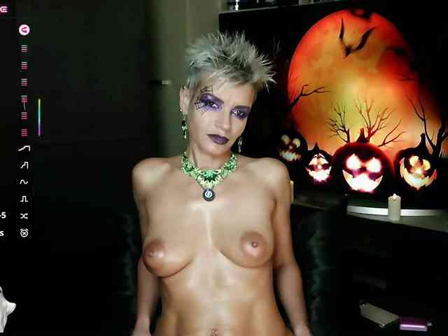 Alice69Sochi, live webcam girl, age 33, from RUSSIA, streaming now, anaal spelen, kontvingeren