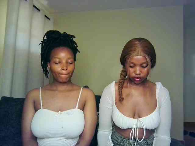Nafartariee, live webcam girl, age 22, from KENYA, streaming now, anaal spelen, facial