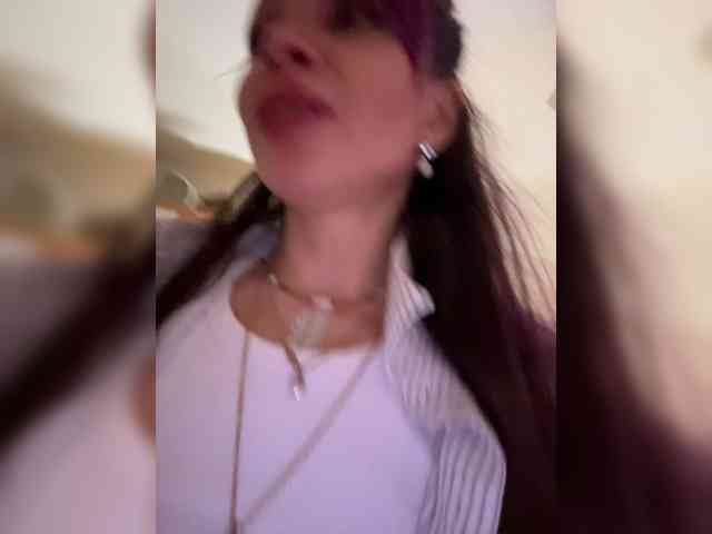 Ajara_Gujuu, live webcam girl, age 33, from Россия, streaming now, pijpbeurt, kontneuken