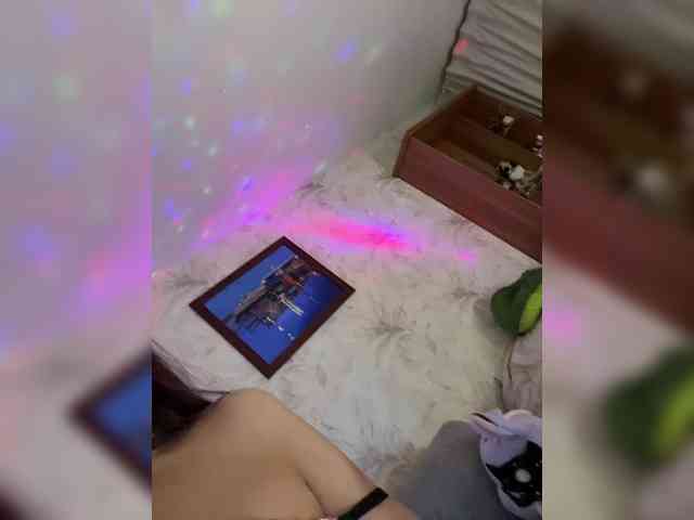Ajara_Gujuu, live webcam girl, age 33, from Россия, streaming now, pijpbeurt, kontneuken
