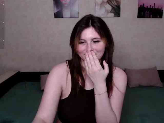 Helen-Gren, live webcam girl, age 18, from POLAND, streaming now, pijpbeurt, chatten