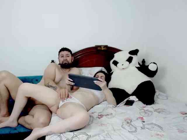 ambarjacksonn, live webcam girl, age 40, from COLOMBIA, streaming now, balzuigen, pijpen