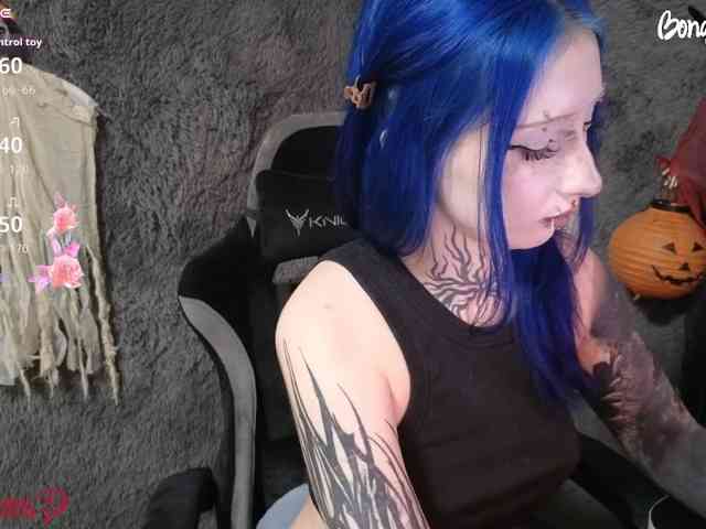 YoungAlice1, live webcam girl, age 20, from Россия, streaming now, pijpbeurt, chatten