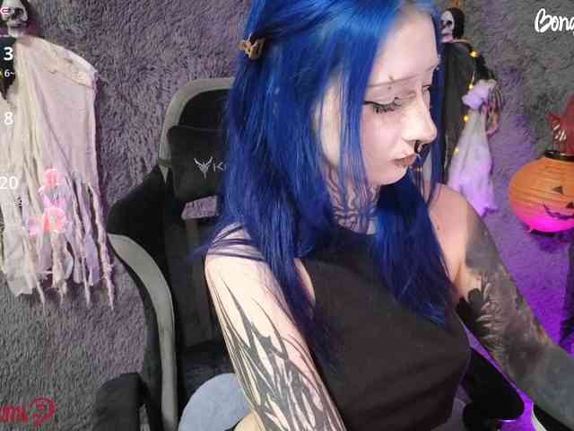 YoungAlice1, live webcam girl, age 20, from Россия, streaming now, pijpbeurt, chatten