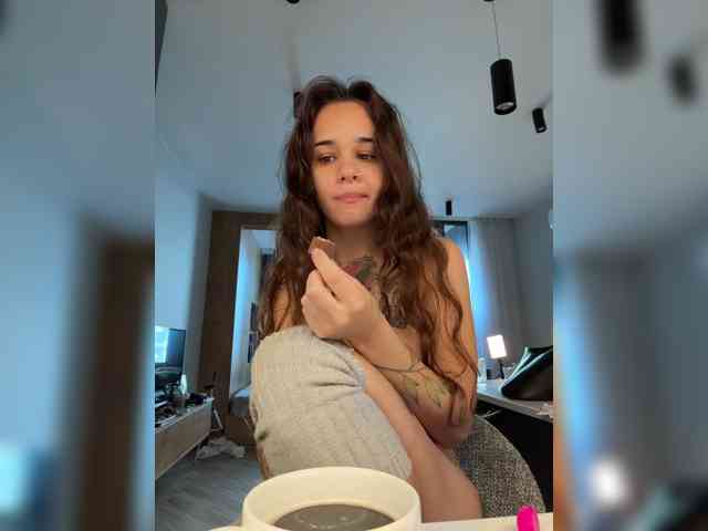 MilleMiMiMi, live webcam girl, age 23, from Беларусь, streaming now, anaal spelen, pijpbeurt