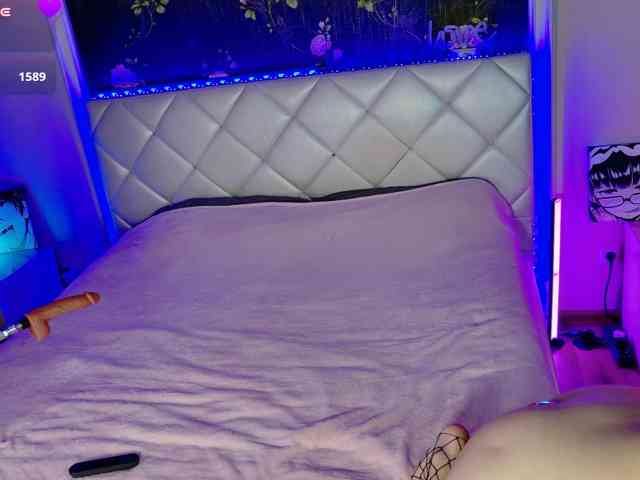 NaomiHita, live webcam girl, age 30, from Россия, streaming now, anaal spelen, kontvingeren