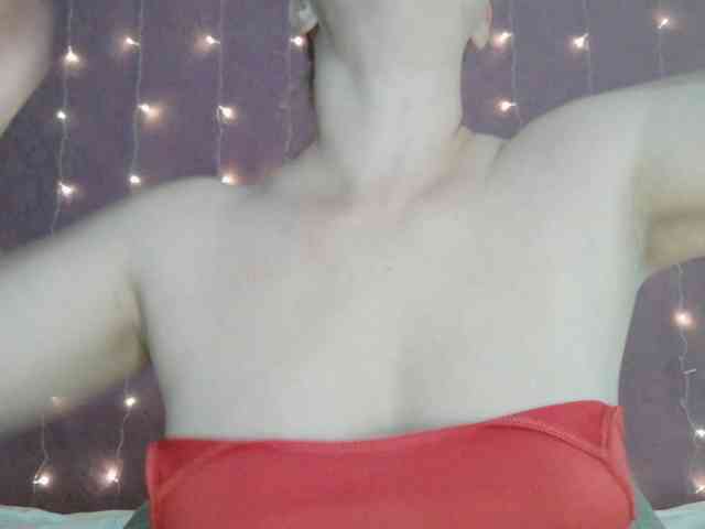 SoftMoon, live webcam girl, age 45, from RUSSIA, streaming now, dildo neuken, dildoing