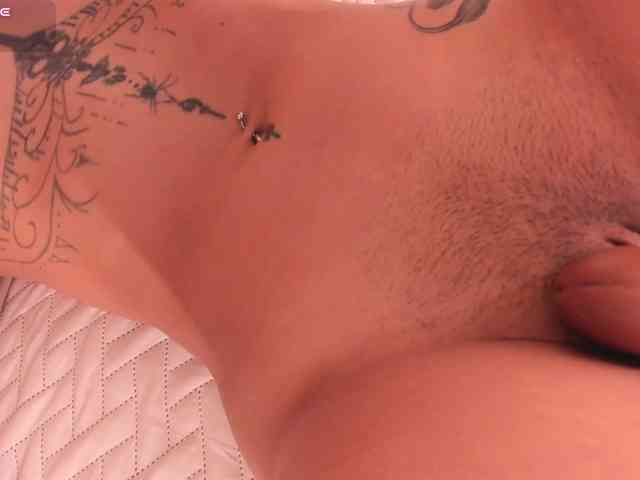 CrystalRose1, live webcam girl, age 23, from COLOMBIA, streaming now, camshow, chatten