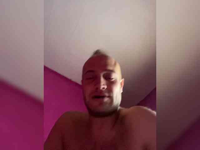 FAMILY707, live webcam girl, age 24, from Россия, streaming now, kontlikken, ballikken