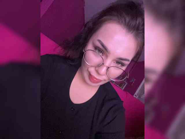 FAMILY707, live webcam girl, age 24, from Россия, streaming now, kontlikken, ballikken