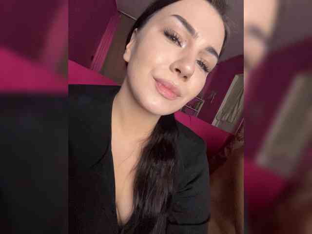FAMILY707, live webcam girl, age 24, from Россия, streaming now, kontlikken, ballikken