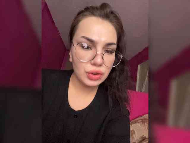 FAMILY707, live webcam girl, age 24, from Россия, streaming now, kontlikken, ballikken