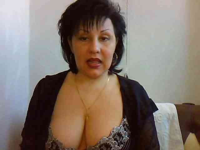 LickMypussy-XsX, live webcam girl, age 63, from PVT, chatten, dansen