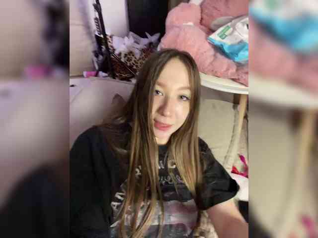 sashhhkino, live webcam girl, age 22, streaming now, anaal spelen, kontvingeren