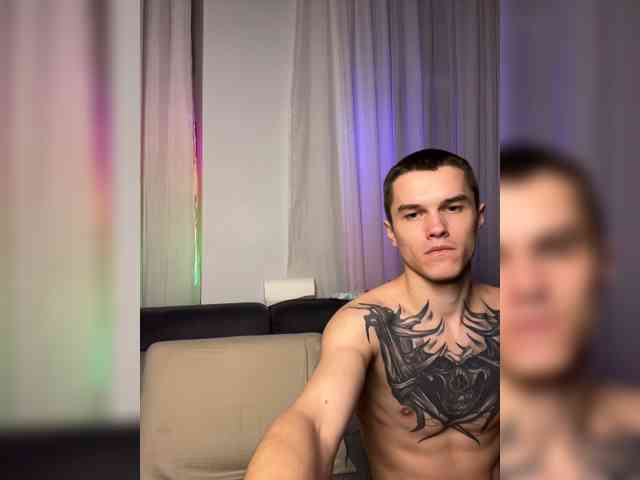AAOneLove, live webcam girl, age 20, from *********K, streaming now, anaal spelen, kontneuken