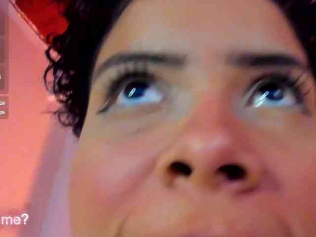 BeckaBlue, live webcam girl, age 18, from COLOMBIA, streaming now, aziatische massage, camshow