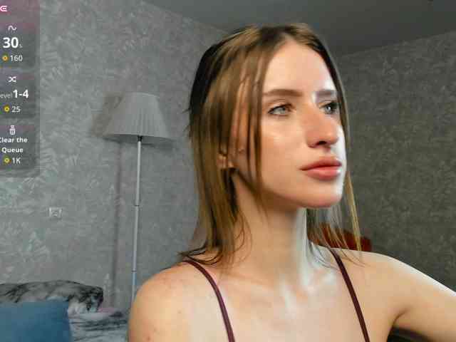 EllieRough, live webcam girl, age 19, from DREAMLAND, streaming now, pijpbeurt, camshow