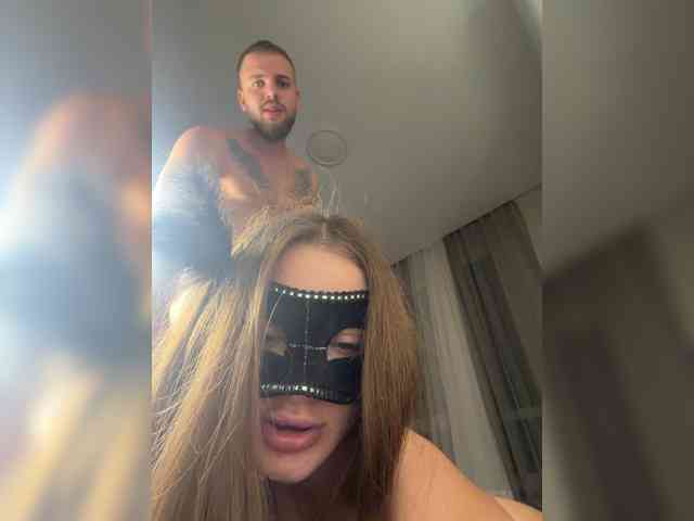 Traxalka666, live webcam girl, age 24, streaming now, trio, anaal spelen