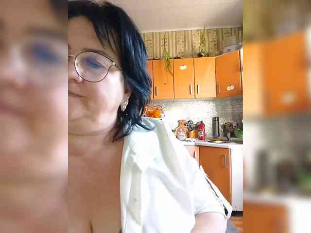 Tanya19722, live webcam girl, age 53, from Россия, streaming now, dromen, genieten