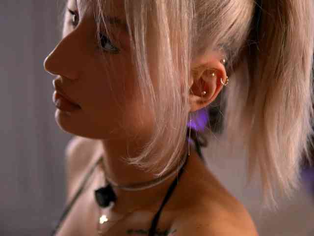 JoyMuse, live webcam girl, age 28, streaming now, aziatische massage, kontvingeren