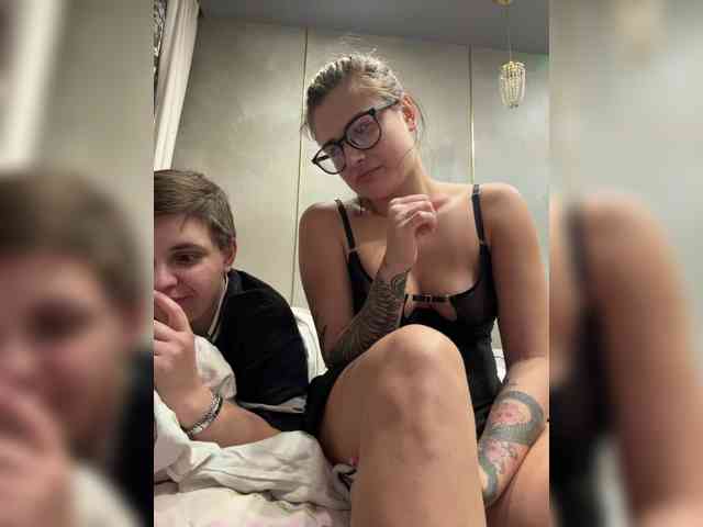 Kris-and-Vanessa, live webcam girl, age 27, from Россия, streaming now, anaal spelen, kontneuken