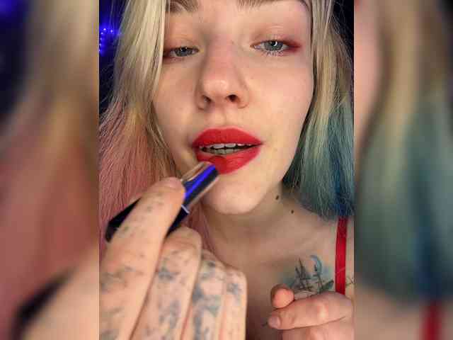 AlinnaAnnila, live webcam girl, age 22, from Россия, streaming now, chatten, zaadming