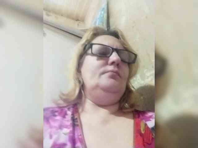 ForestLadyXL, live webcam girl, age 47, from Россия, streaming now, anaal spelen, kontneuken