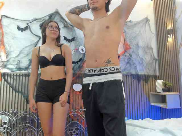 sweetauracouple, live webcam girl, age 18, from COLOMBIA, streaming now, kontlikken, pijpen