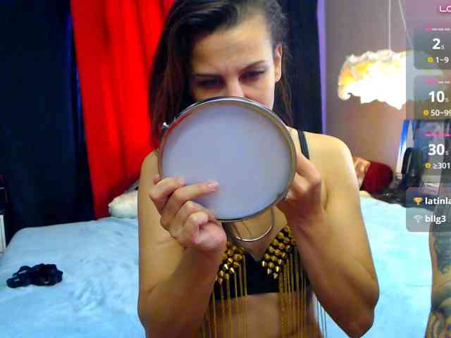 JinnAndJillian, live webcam girl, age 27, from Россия, streaming now, anaal spelen, kontvingeren