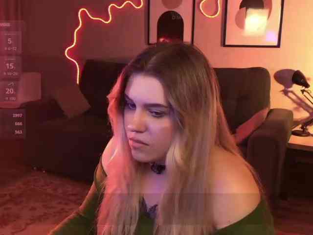 Mali-kiss, live webcam girl, age 19, from Россия, streaming now, pijpbeurt, camshow