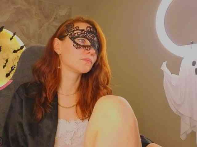 Margo-Kelly, live webcam girl, age 36, from Польша, streaming now, camshow, chatten