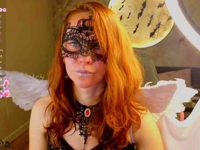 Margo-Kelly, live webcam girl, age 36, from Польша, streaming now, camshow, chatten