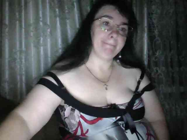 CharmingLady, live webcam girl, age 47, from Украина, streaming now, chatten, dansen