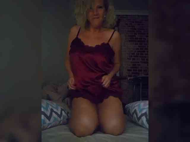 Markiza_Angelov, live webcam girl, age 48, from RUSSIA, streaming now, aziatische massage, genieten