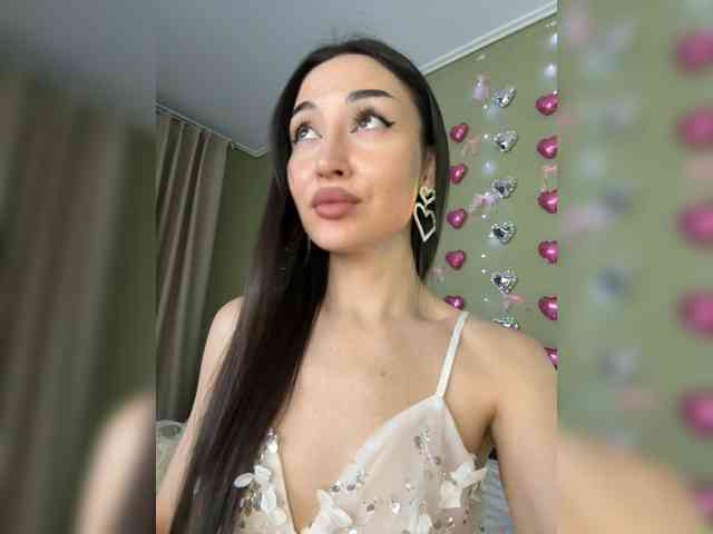 MelissaStarling, live webcam girl, age 19, from RUSSIA, streaming now, anaal spelen, aziatische massage