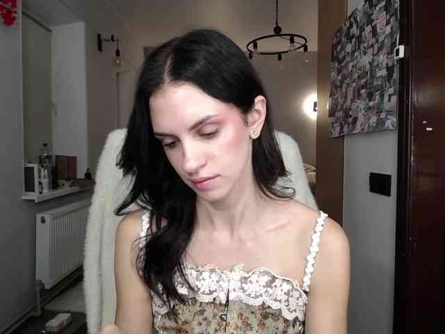 Lalipoppop, live webcam girl, age 23, from Украина, streaming now, chatten, dansen