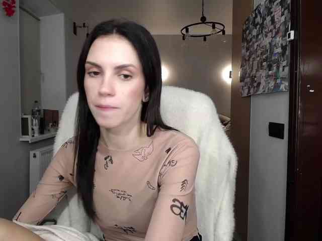 Lalipoppop, live webcam girl, age 23, from Украина, streaming now, chatten, dansen