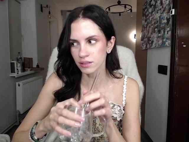 Lalipoppop, live webcam girl, age 23, from Украина, streaming now, chatten, dansen