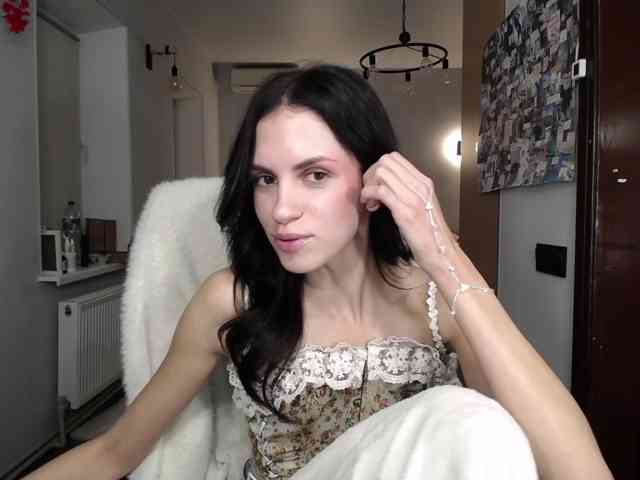 Lalipoppop, live webcam girl, age 23, from Украина, streaming now, chatten, dansen