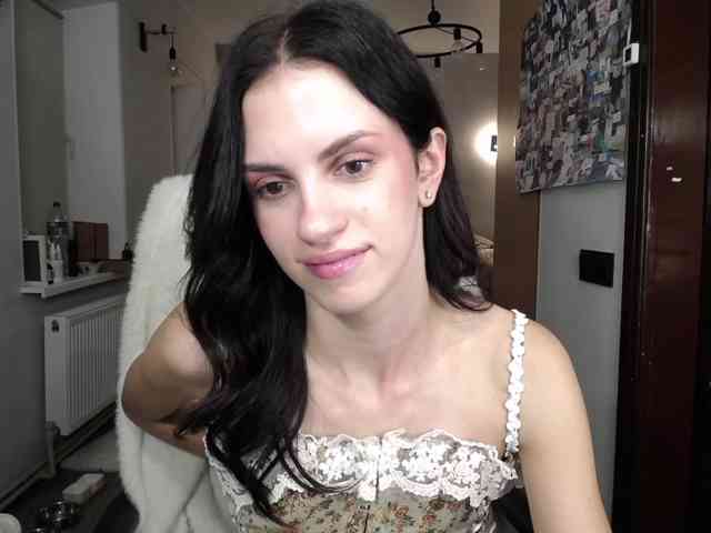Lalipoppop, live webcam girl, age 23, from Украина, streaming now, chatten, dansen