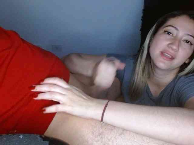 Catalina7641, live webcam girl, age 25, from COLOMBIA, streaming now, balzuigen, pik zuigen
