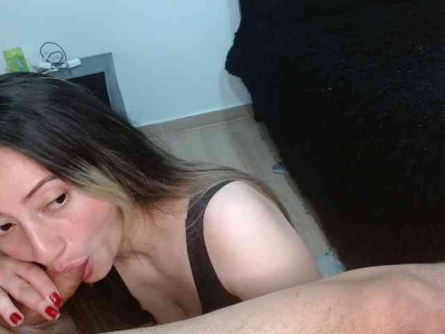 Catalina7641, live webcam girl, age 25, from COLOMBIA, streaming now, balzuigen, pik zuigen