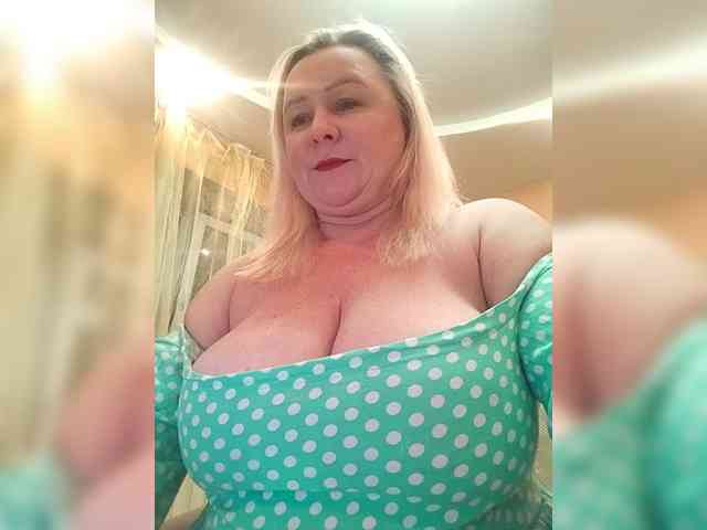 MiraRobens1, live webcam girl, age 50, from THAILAND, streaming now, kontneuken, pijpbeurt