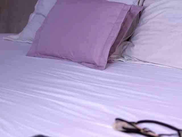 EmmaEmber, live webcam girl, age 29, from NY, streaming now, camshow, chatten