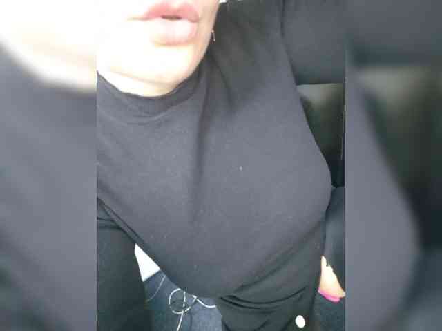 AmberLove12, live webcam girl, age 35, from BULGARIA, streaming now, anaal spelen, kontvingeren