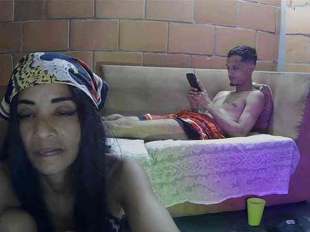 Junioryteresa, live webcam girl, age 27, from COLOMBIA, streaming now, anaal spelen, kontvingeren