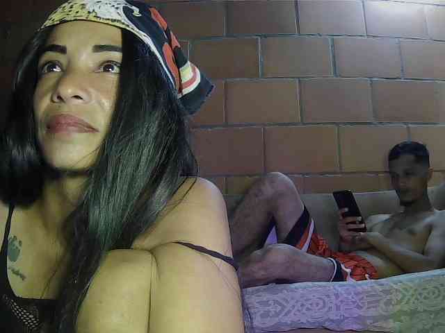 Junioryteresa, live webcam girl, age 27, from COLOMBIA, streaming now, anaal spelen, kontvingeren
