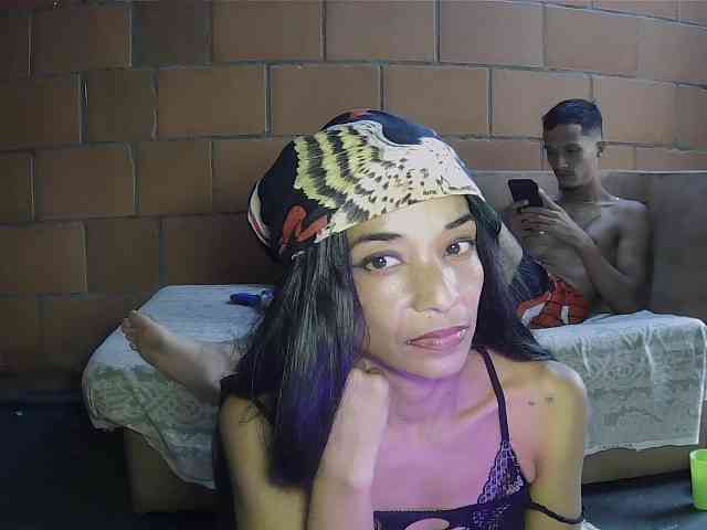Junioryteresa, live webcam girl, age 27, from COLOMBIA, streaming now, anaal spelen, kontvingeren